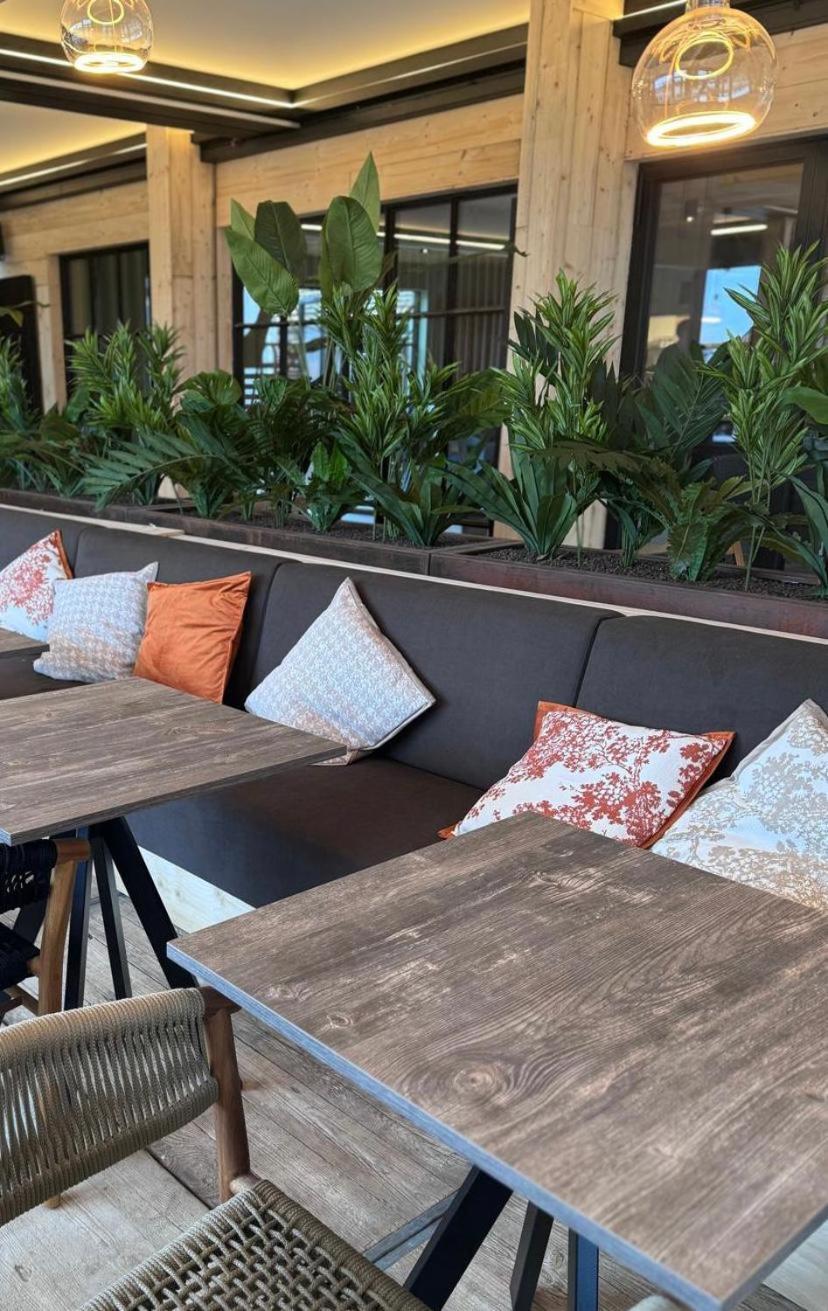 Amani - Aap Hotel Lichtaart Ngoại thất bức ảnh
